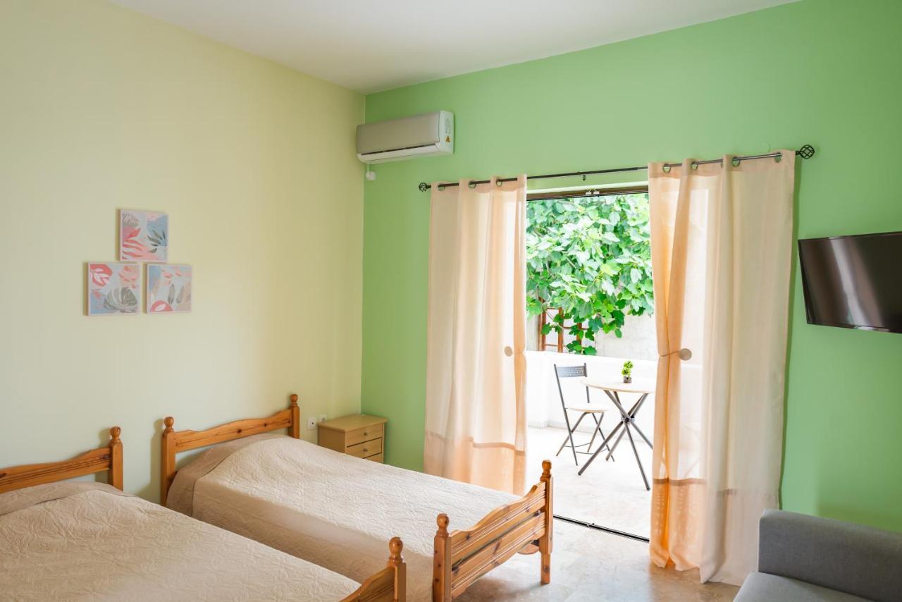 Aristotelis Apartments Βαθύ Εξωτερικό φωτογραφία